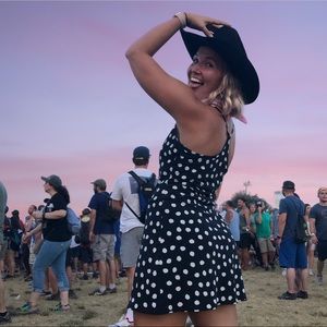 Meet your Posher, Laurel